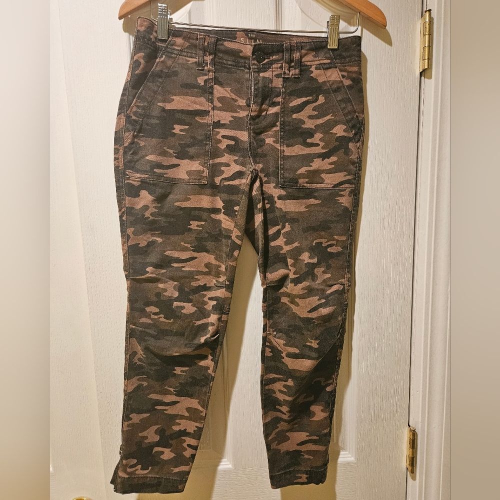 White House Black Market Camo Crop Pants